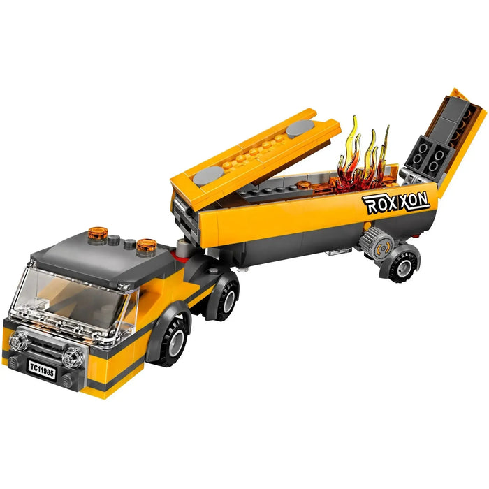 LEGO [Marvel Super Heroes] - Tanker Truck Takedown Building Set - Captain America: Civil War Series (76067)