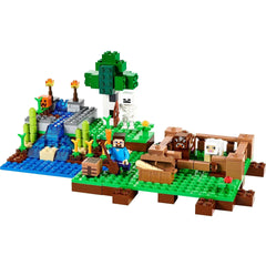 LEGO [Minecraft] - The Farm Building Set - Minifig-scale Series (21114)