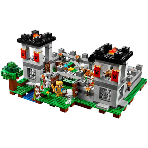 LEGO [Minecraft] - The Fortress Building Set - Minifig-scale Series (21127) - Image 3