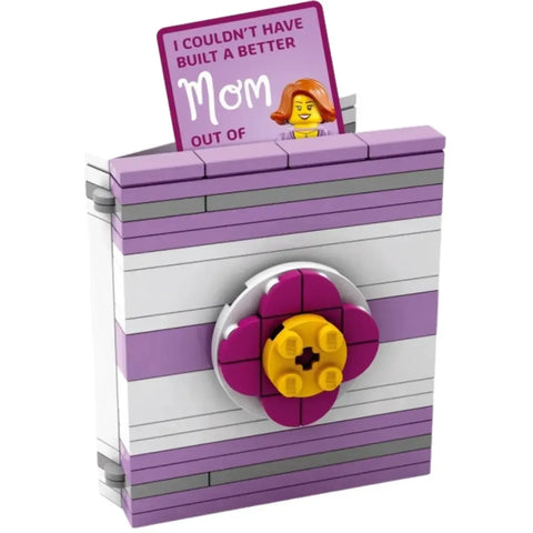LEGO [Miscellaneous] - Buildable Mothers' Day Card Building Set (5005878)