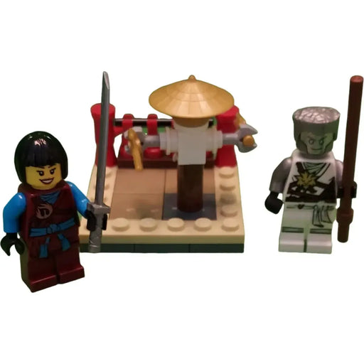 LEGO [Ninjago] - CRU Masters' Training Grounds Building Set - General Series (30425)