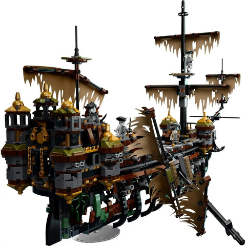 LEGO [Pirates of the Caribbean] - Silent Mary Building Set - Dead Men Tell No Tales Series (71042) - Image 4
