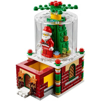 LEGO [Seasonal: Christmas] - Snowglobe (40223)- Image 2