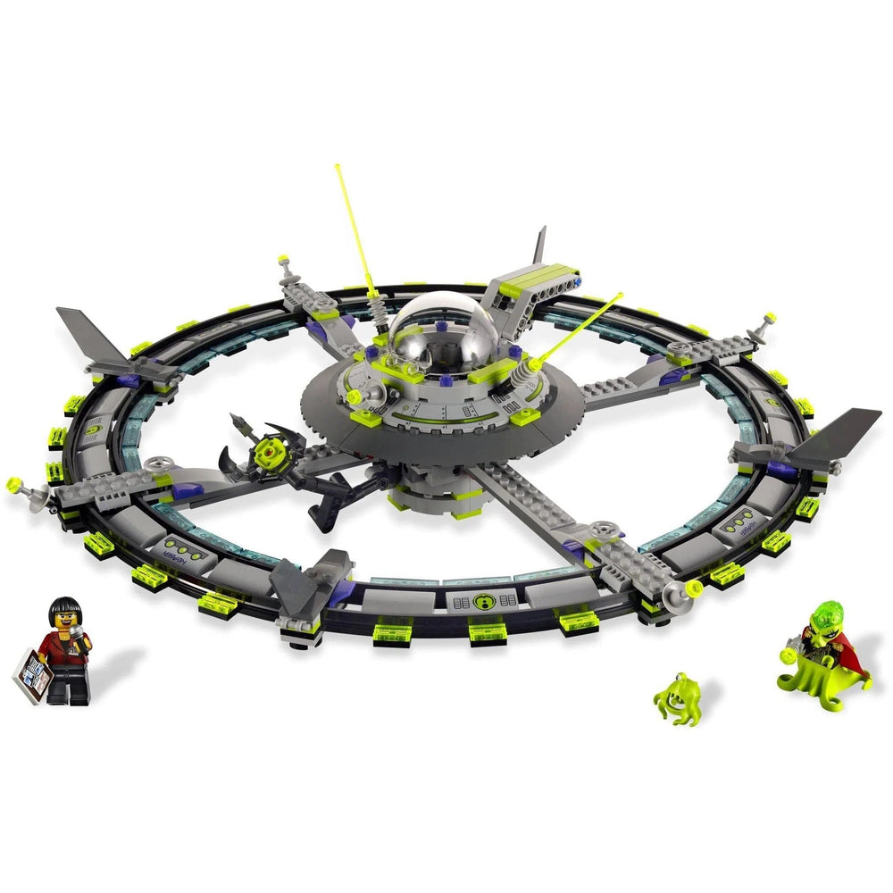 LEGO [Space] - Alien Mothership Building Set - Alien Conquest Series (7065)