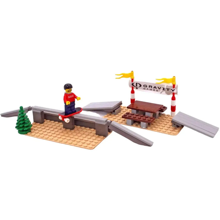LEGO [Sports] - Skateboard Street Park Building Set - Gravity Games Series (3535)