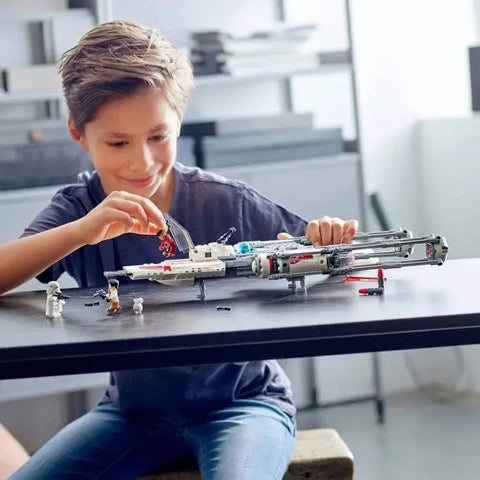 LEGO Star Wars: The Rise of Skywalker Resistance Y-Wing Starfighter 75249 Building Set (578 Pieces) - Image 5