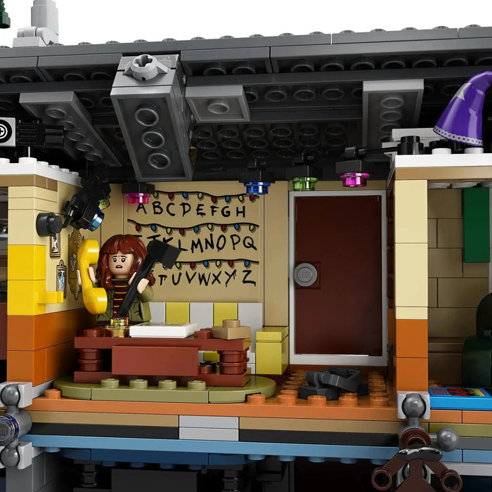 LEGO [Stranger Things] - The Upside Down Building Set - (75810)