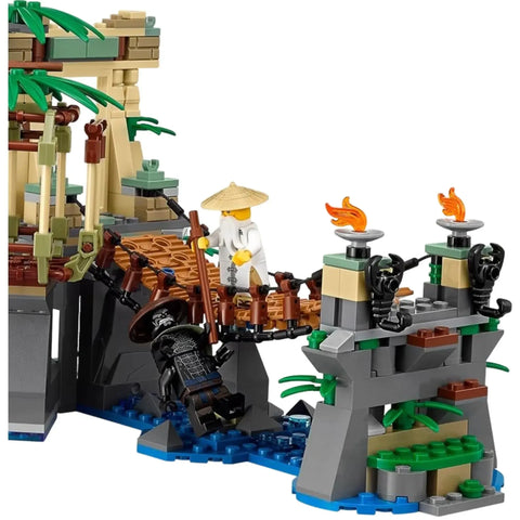 LEGO [The LEGO Ninjago Movie] - Master Falls Building Set - (70608)