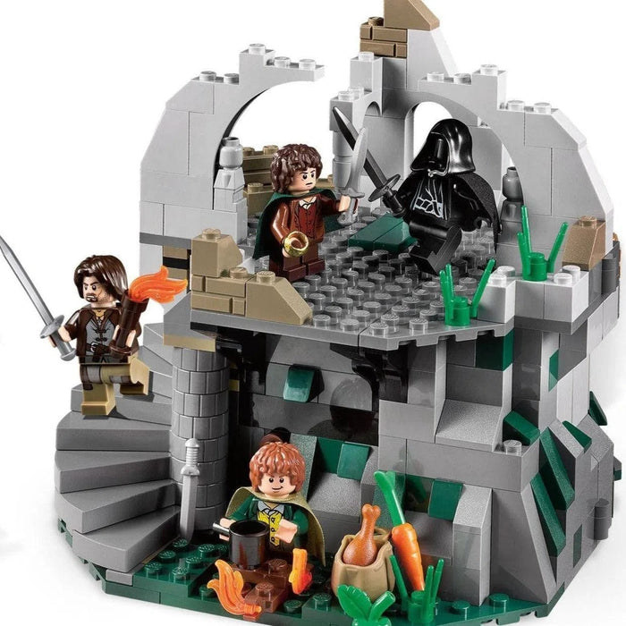 LEGO [The Lord of the Rings] - Attack On Weathertop (9472)