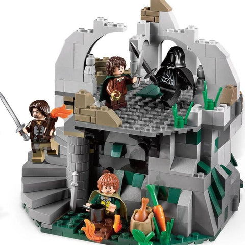 LEGO [The Lord of the Rings] - Attack On Weathertop (9472)