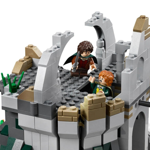 LEGO [The Lord of the Rings] - Attack On Weathertop (9472)