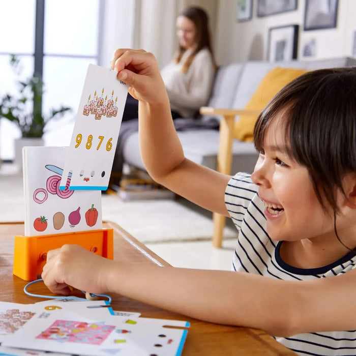 Logic! Case: Starter Set - Puzzle Logic Board Game for Family, Adults, and Children (1 Player, Ages 5+) - HABA