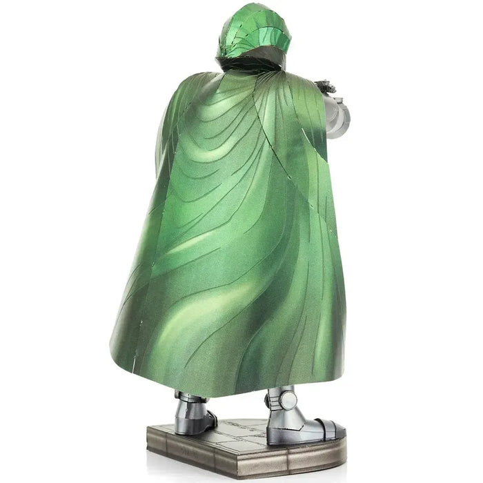 Marvel - Doctor Doom Figure Model Kit (Steel, Challenging Difficulty) - Fascinations - Metal Earth Premium Series