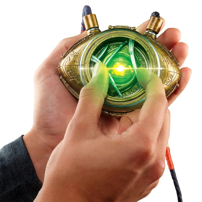 Marvel - Doctor Strange Eye of Agamotto Electronic Talisman Prop Replica (9.02") - Marvel Legends Series
