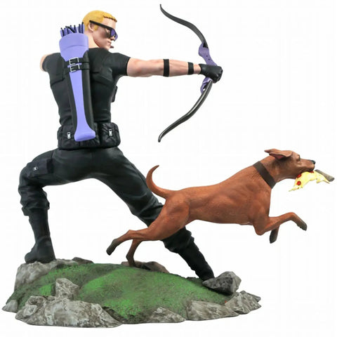 Marvel Gallery - Hawkeye & Pizza Dog PVC Figure Statue (9.75