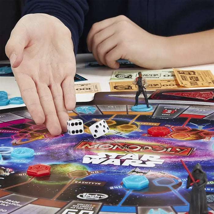 Monopoly: Star Wars Edition - Economic War Board Game for Family, Adults, and Children (2-4 Players, Age 8+) - Hasbro Gaming