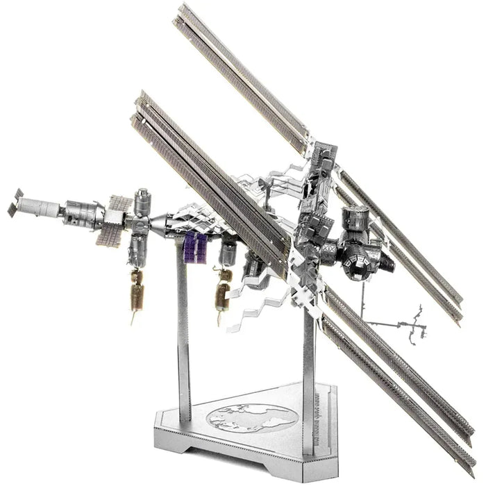 NASA - International Space Station [ISS] Figure Model Kit (1:565 Scale, Steel, Challenging Difficulty) - Fascinations - Metal Earth Premium Series