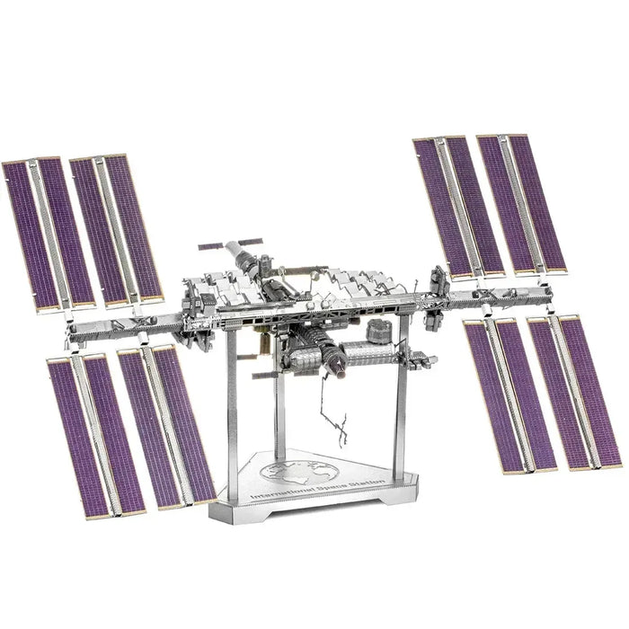 NASA - International Space Station [ISS] Figure Model Kit (1:565 Scale, Steel, Challenging Difficulty) - Fascinations - Metal Earth Premium Series