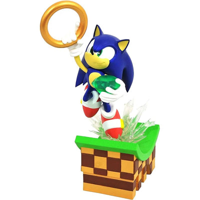 Sonic the Hedgehog - Sonic with Gold Ring Figure - Diamond Select Toys - Gallery Diorama Series