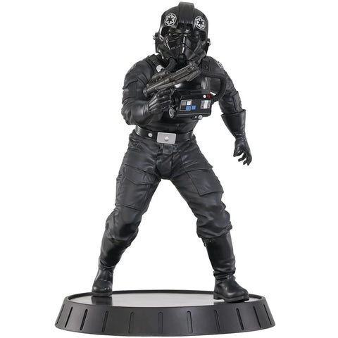 Star Wars [A New Hope] - TIE Pilot Statue Figure (12