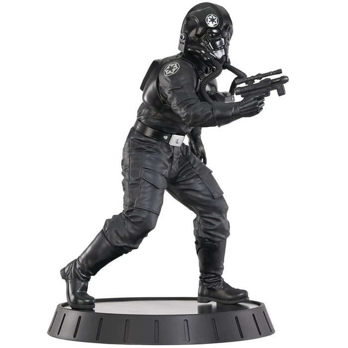Star Wars [A New Hope] - TIE Pilot Statue Figure (12", 1:6 Scale, Limited Edition: 1 of 1,000) - Diamond Select Toys [Gentle Giant Ltd.] - Milestones Series - (2024)