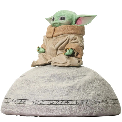 Star Wars - Grogu on Seeing Stone Statue Figure (1:2 Scale, Limited Edition: 1 of 1,000) - Diamond Select Toys [Gentle Giant Ltd.] - Milestones Series - (2021) - Image 4