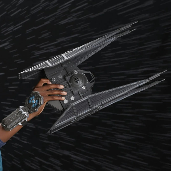 Star Wars - Kylo Ren's Tie Silencer Ship with Kylo Ren Action Figure (3.75") - Hasbro - (2017)