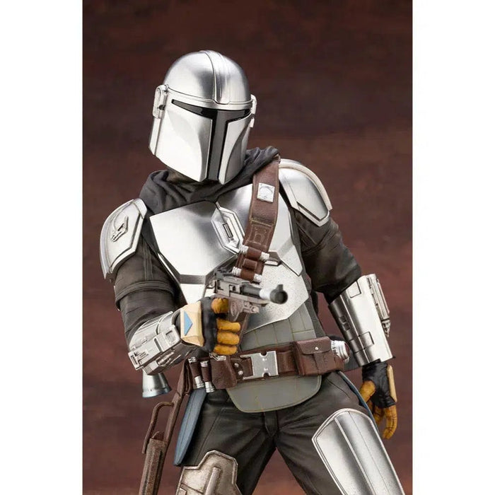 Star Wars: The Mandalorian - Din Djarin & Grogu Statue Figure (1:7 Scale) - Kotobukiya - ArtFX Series