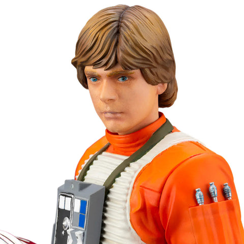 Star Wars - X-Wing Pilot Luke Skywalker Figure Model Kit (1:10 Scale, Pre-Painted) - Kotobukiya - ArtFX+ Series