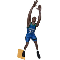 Starting Lineup [NBA: Minnesota Timberwolves] - Kevin Garnett Figure - Mattel...- Image 2
