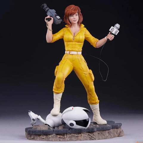 Teenage Mutant Ninja Turtles - April O'Neil Statue (18.5