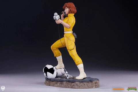 Teenage Mutant Ninja Turtles - April O'Neil Statue (18.5