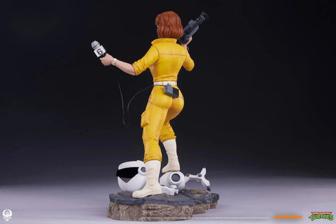 Teenage Mutant Ninja Turtles - April O'Neil Statue (18.5