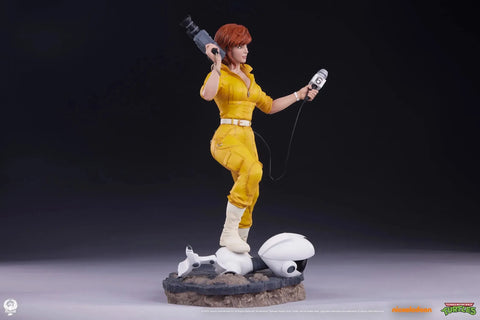 Teenage Mutant Ninja Turtles - April O'Neil Statue (18.5
