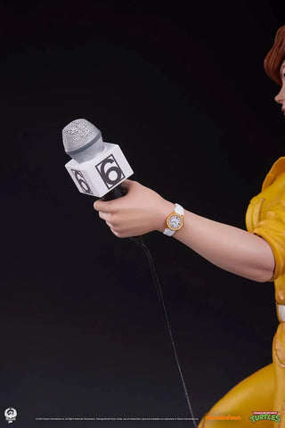 Teenage Mutant Ninja Turtles - April O'Neil Statue (18.5