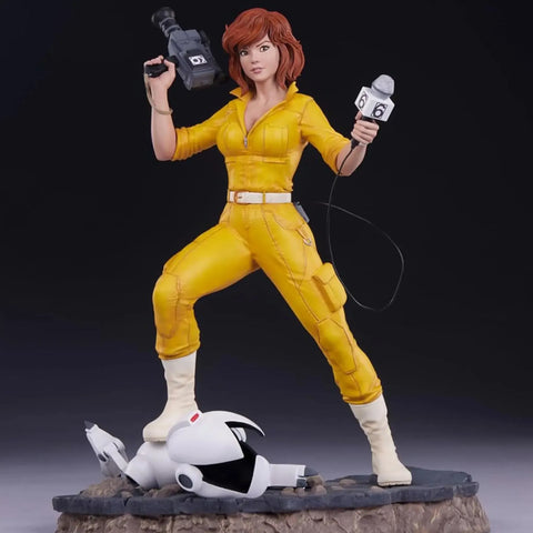 Teenage Mutant Ninja Turtles - April O'Neil Statue (18.5