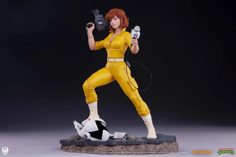 Teenage Mutant Ninja Turtles - April O'Neil Statue (18.5
