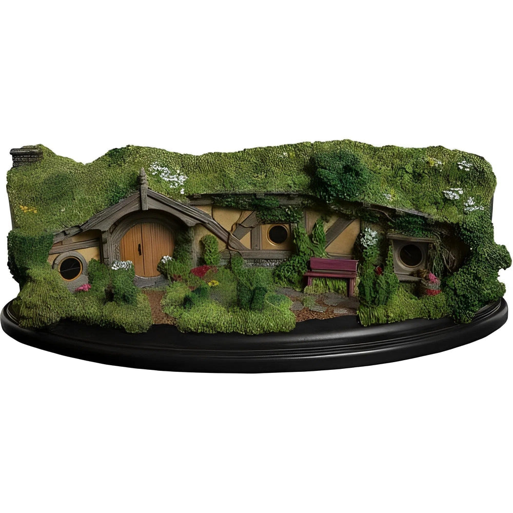 The Hobbit: An Unexpected Journey - #23 Great Garden Smial Hobbit Hole Statue - Weta Workshop