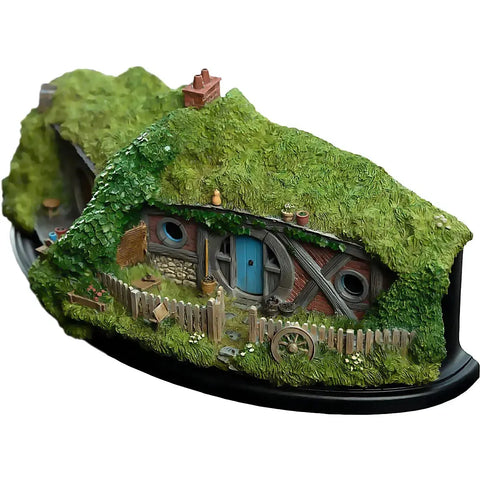 The Hobbit: An Unexpected Journey - 24 Gandalf's Cutting Hobbit Hole Statue Figure - Weta Workshop