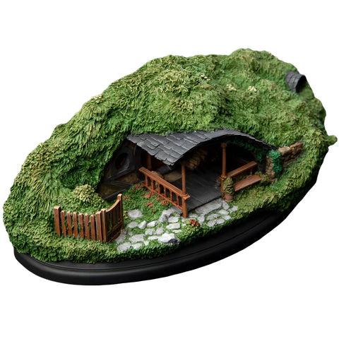The Hobbit: An Unexpected Journey - 39 Low Road Hobbit Hole Statue Figure - Weta Workshop