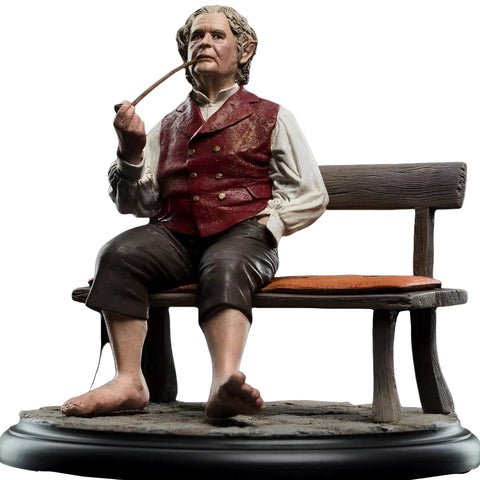 The Lord of the Rings - Bilbo Baggins Smoking Statue Figure (4.1