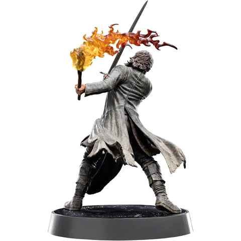 The Lord of the Rings - Weathertop Battle Aragorn with Sword and Torch Statue Figure (11