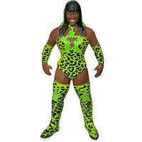 The Major Wrestling Figure Podcast [WWE] - Trinity LaShawn McCray [Naomi] Action Figure (5