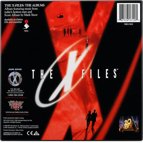 The X-Files - Fight the Future 3-Pack Action Figure Set (Agent Fox Mulder, Agent Dana Scully & Attack Alien) - McFarlane Toys - Ultra Action Figures Series - (1998) - Image 3