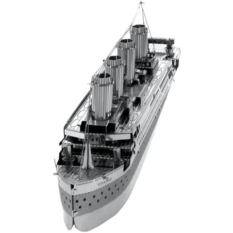 Titanic Figure Model Kit (Steel, Moderate Difficulty) - Fascinations - Metal Earth Series