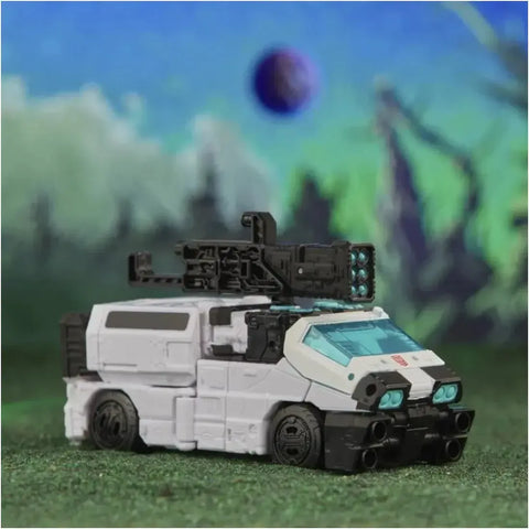 Transformers -  Troop Builder Multipack Action Figure Set (Decepticon Seeker, Quintesson Trooper, G1 Universe Cybertronian Trooper & Animated Universe Autotrooper) - Tomy