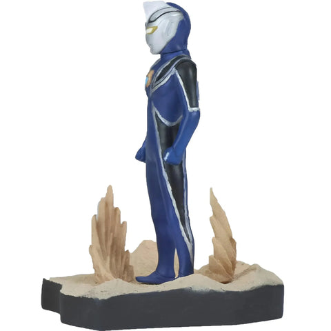 Ultraman Gaia #3 - Ultraman Agul Figure (2