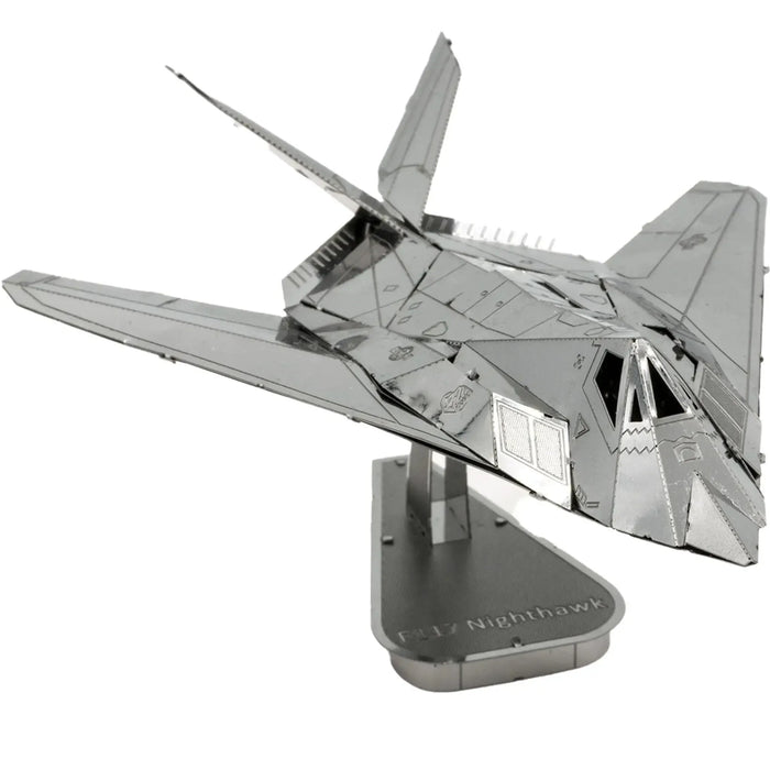 United States Air Force - Lockheed Martin F-117 Nighthawk Stealth Aircraft Figure Model Kit (1:151 Scale, Steel, Moderate Difficulty) - Fascinations - Metal Earth Series - (2023)