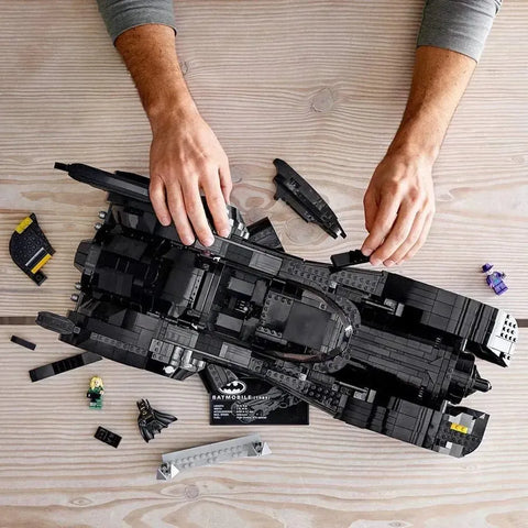 LEGO [DC] - 1989 Batmobile Building Set (76139) - Image 6